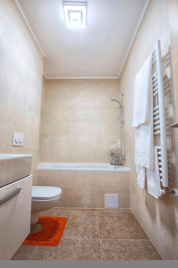 Apartament Heavenly Heaven Brasov Apartment Екстериор снимка
